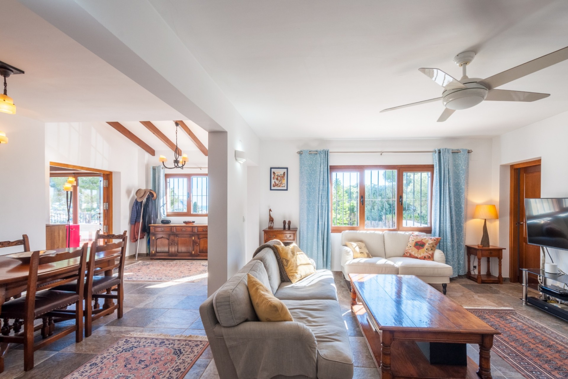 Sale - Villa -
Moraira