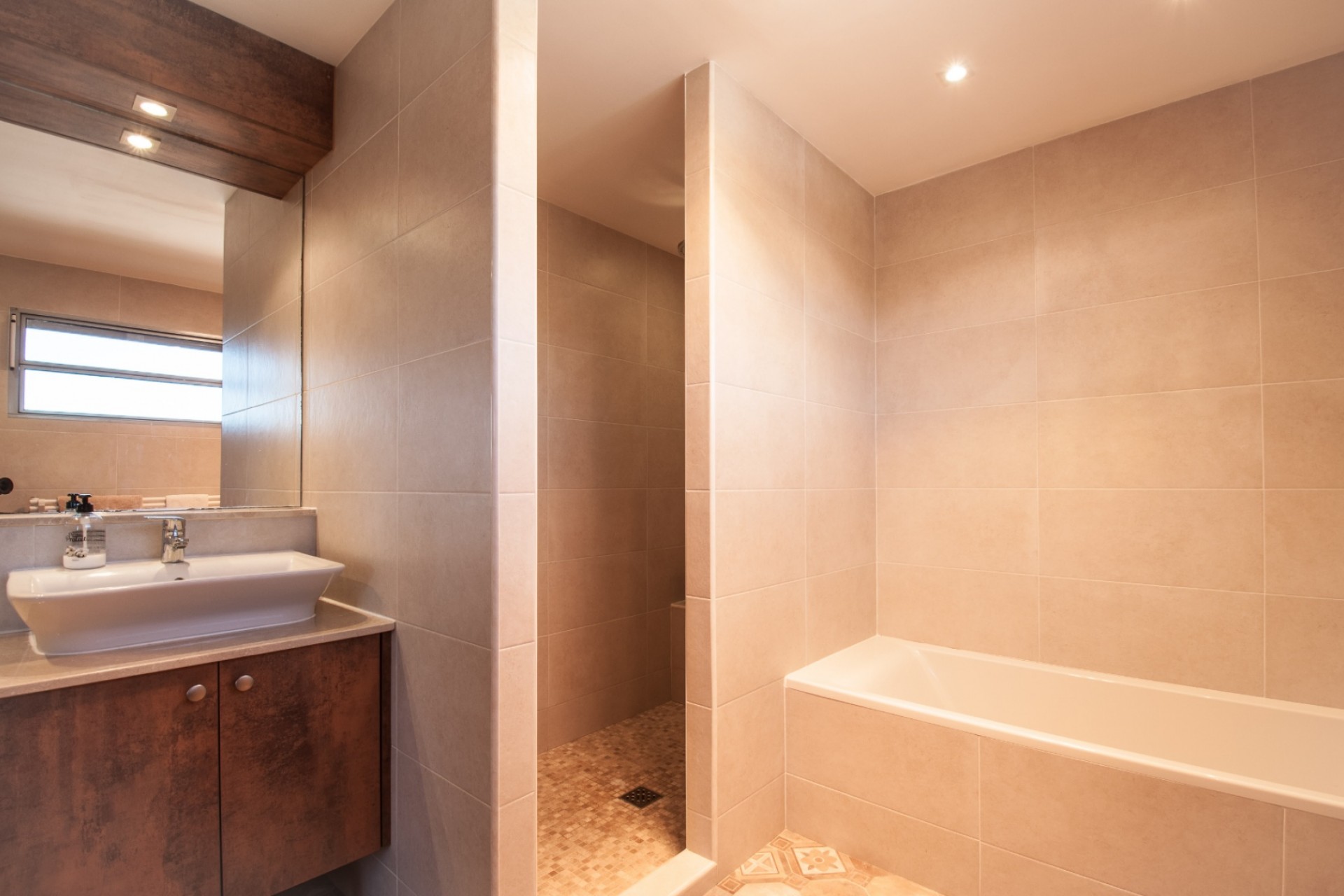 Sale - Villa -
Moraira