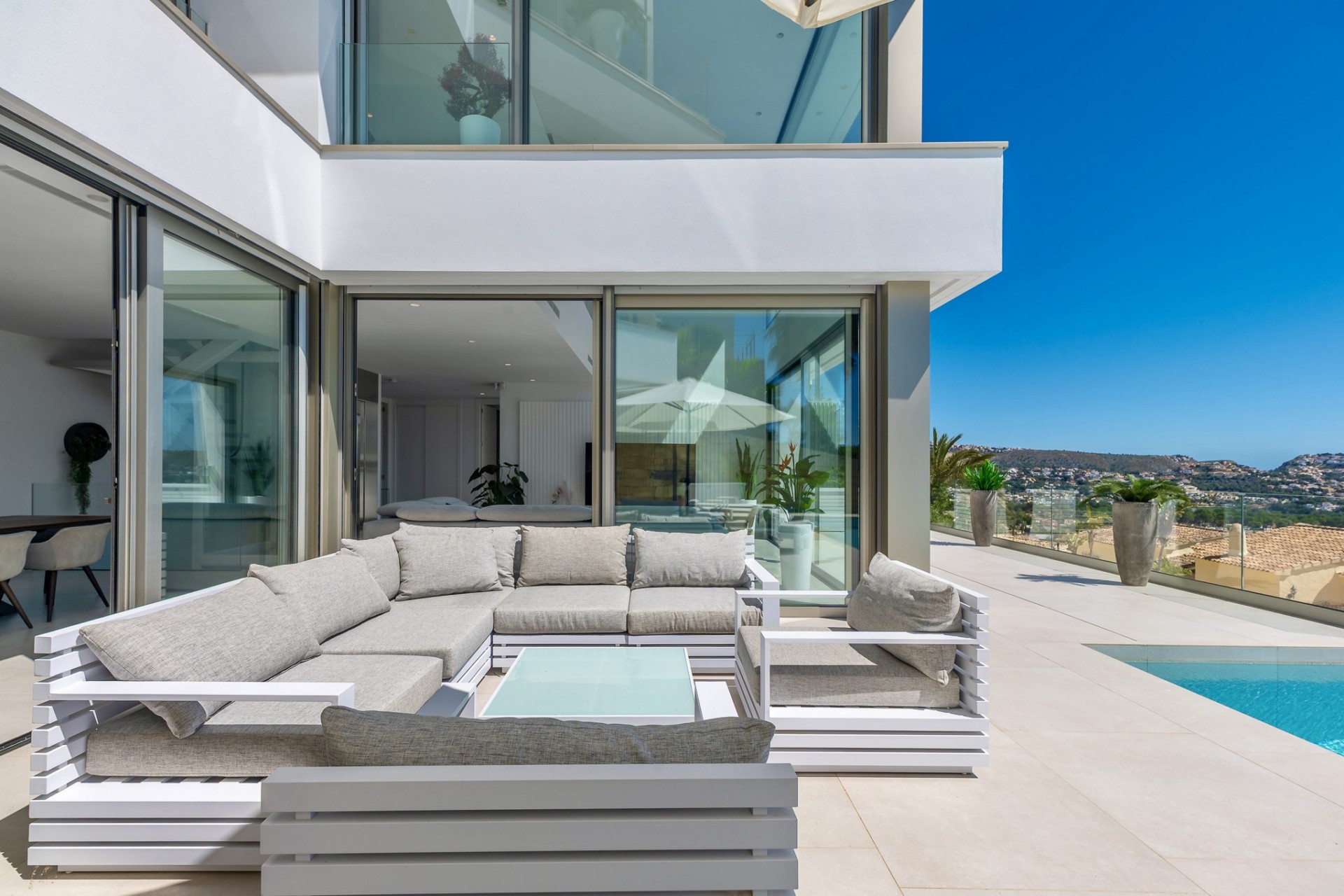 Sale - Villa -
Moraira