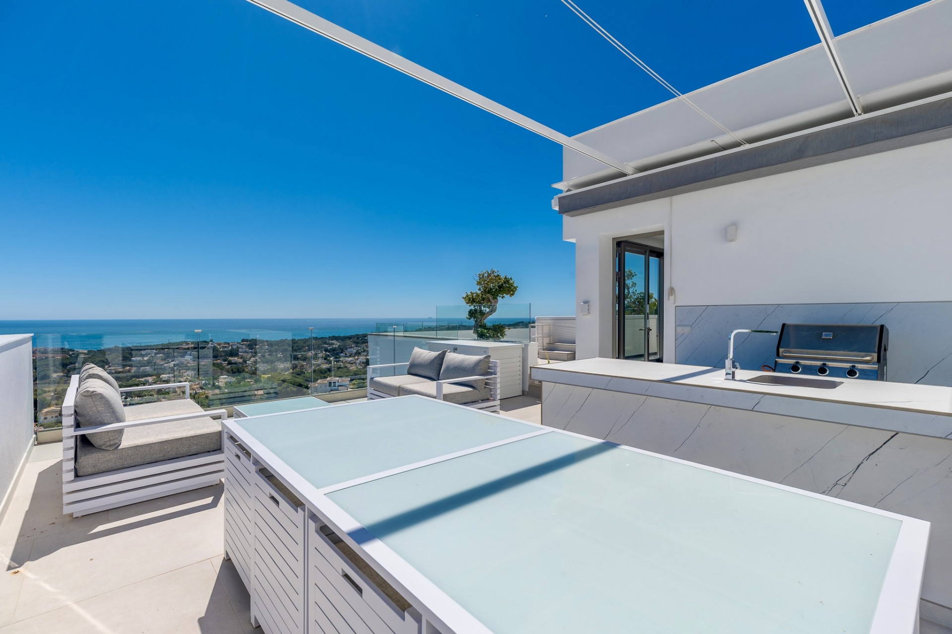 Sale - Villa -
Moraira