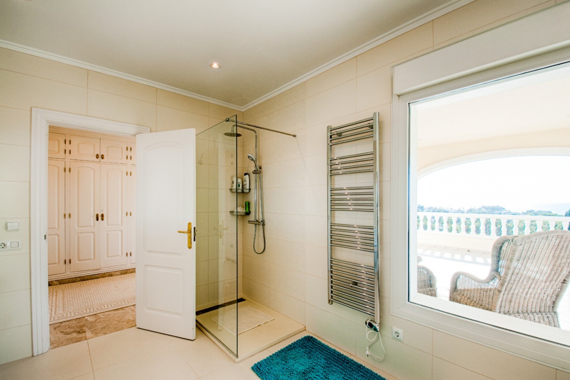 Sale - Villa -
Moraira