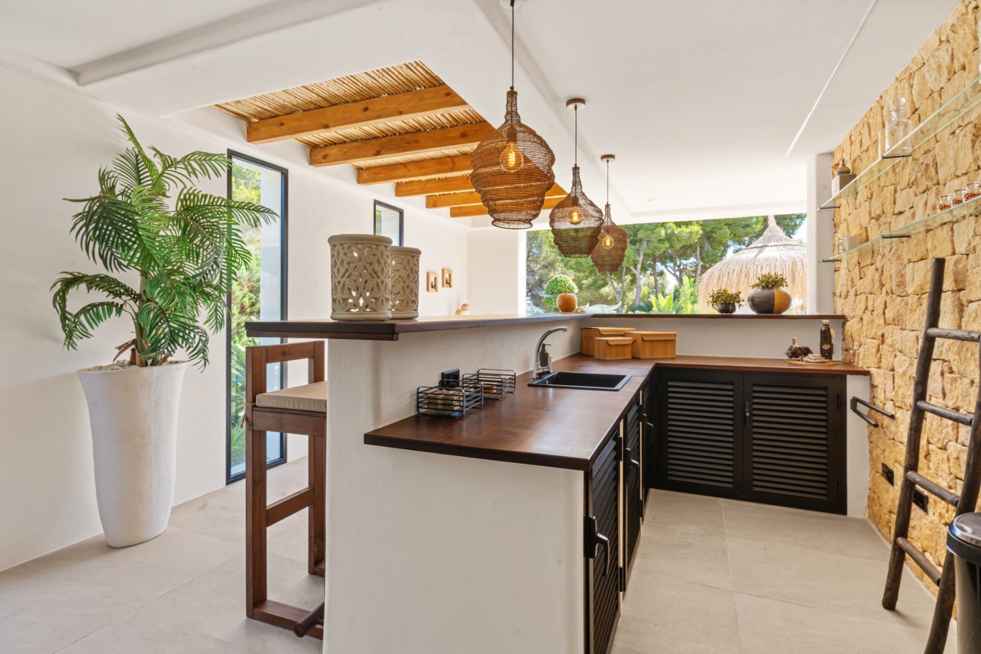 Sale - Villa -
Moraira