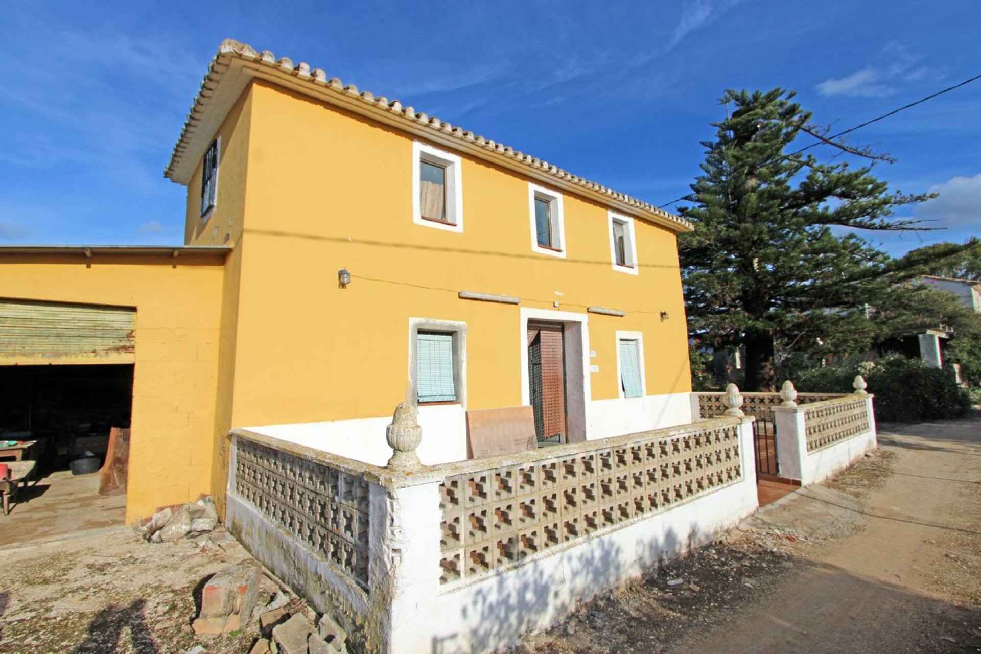 Sale - Villa -
Ondara