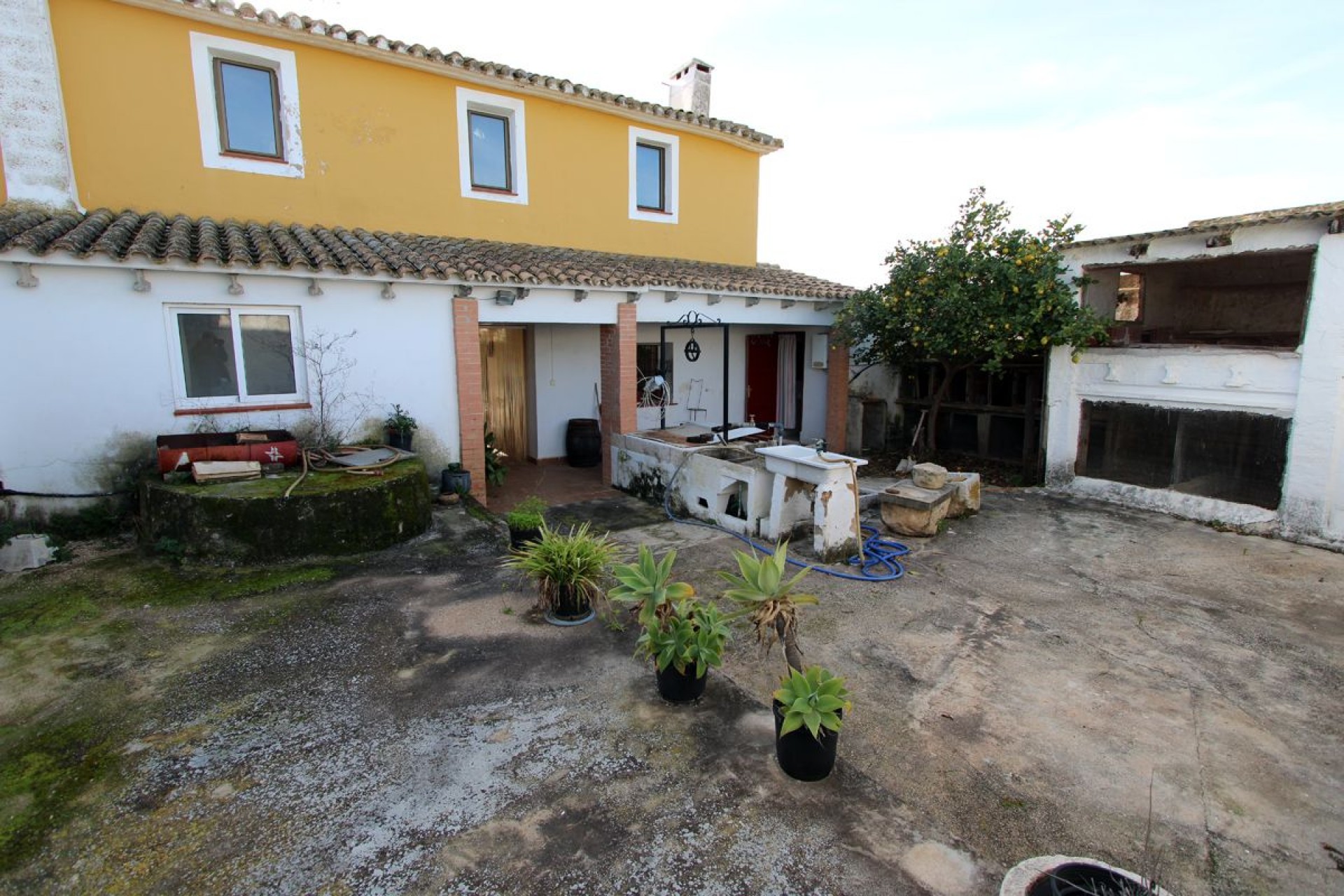 Sale - Villa -
Ondara