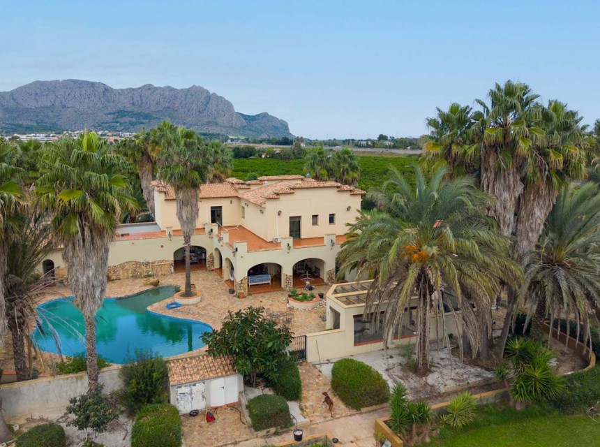 Sale - Villa -
Ondara