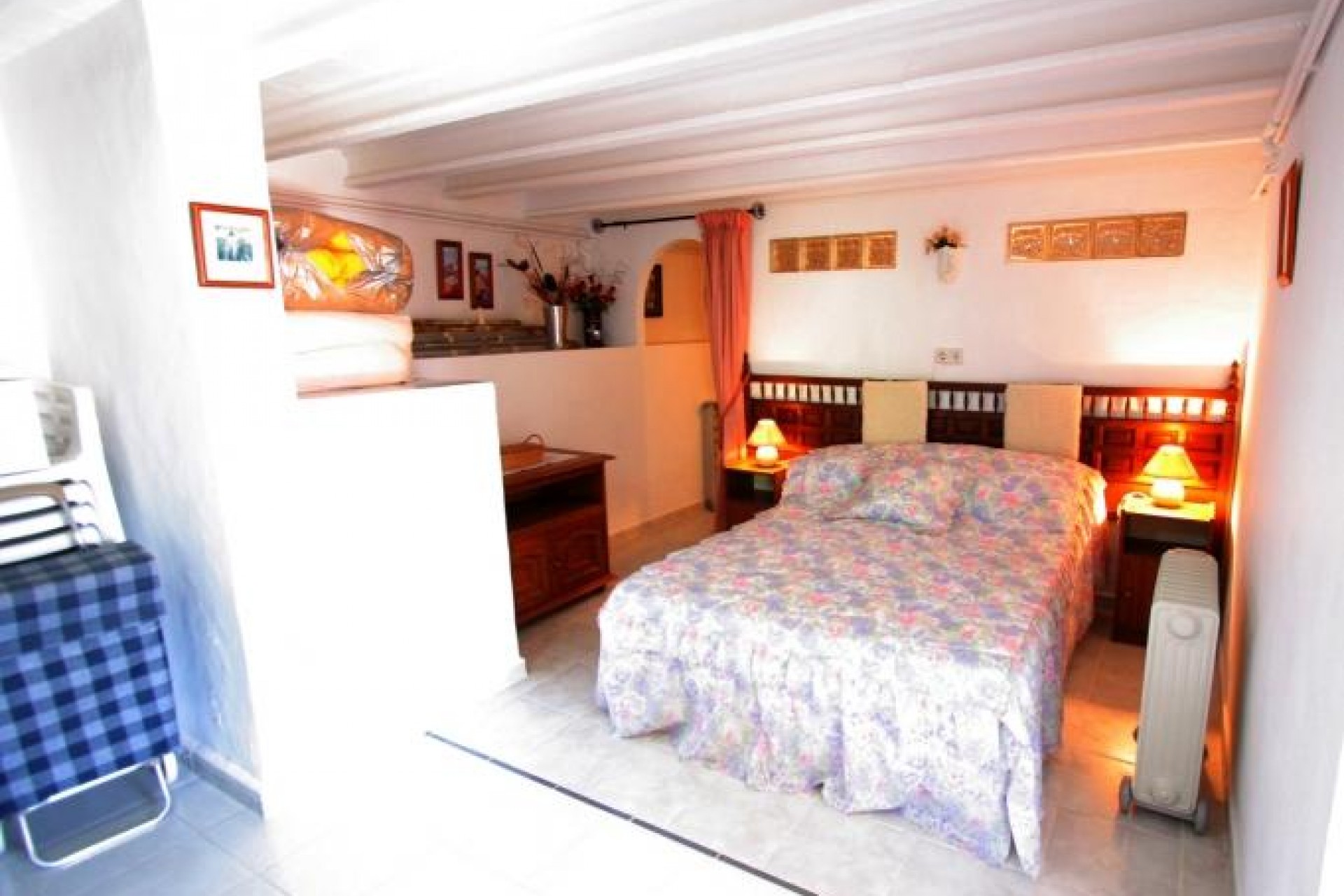 Sale - Villa -
Orba
