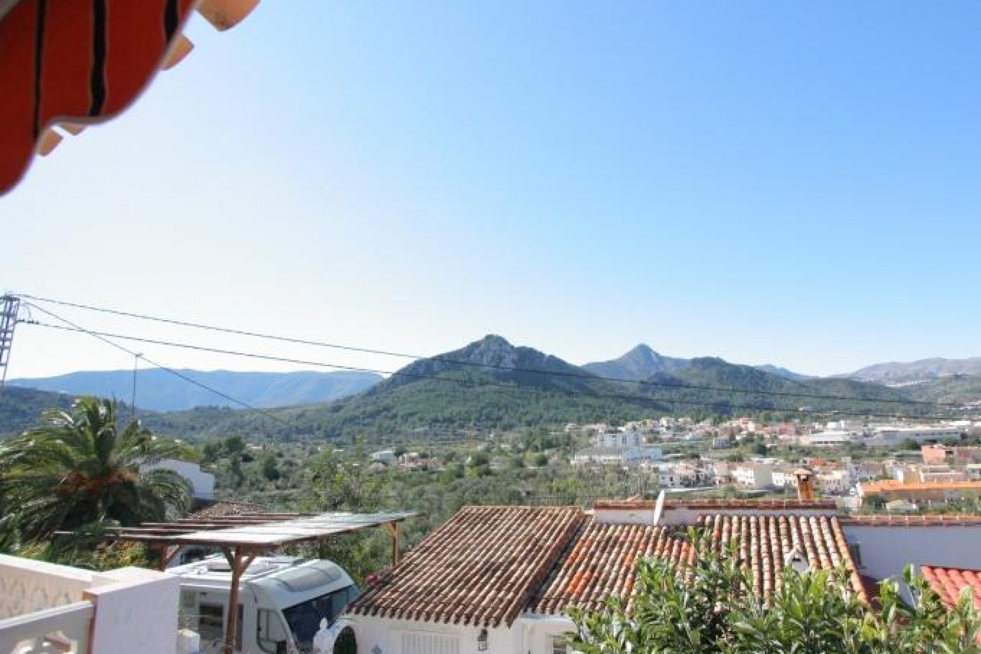 Sale - Villa -
Orba