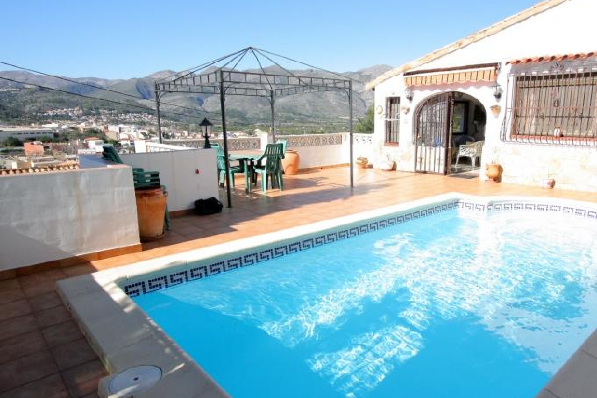 Sale - Villa -
Orba
