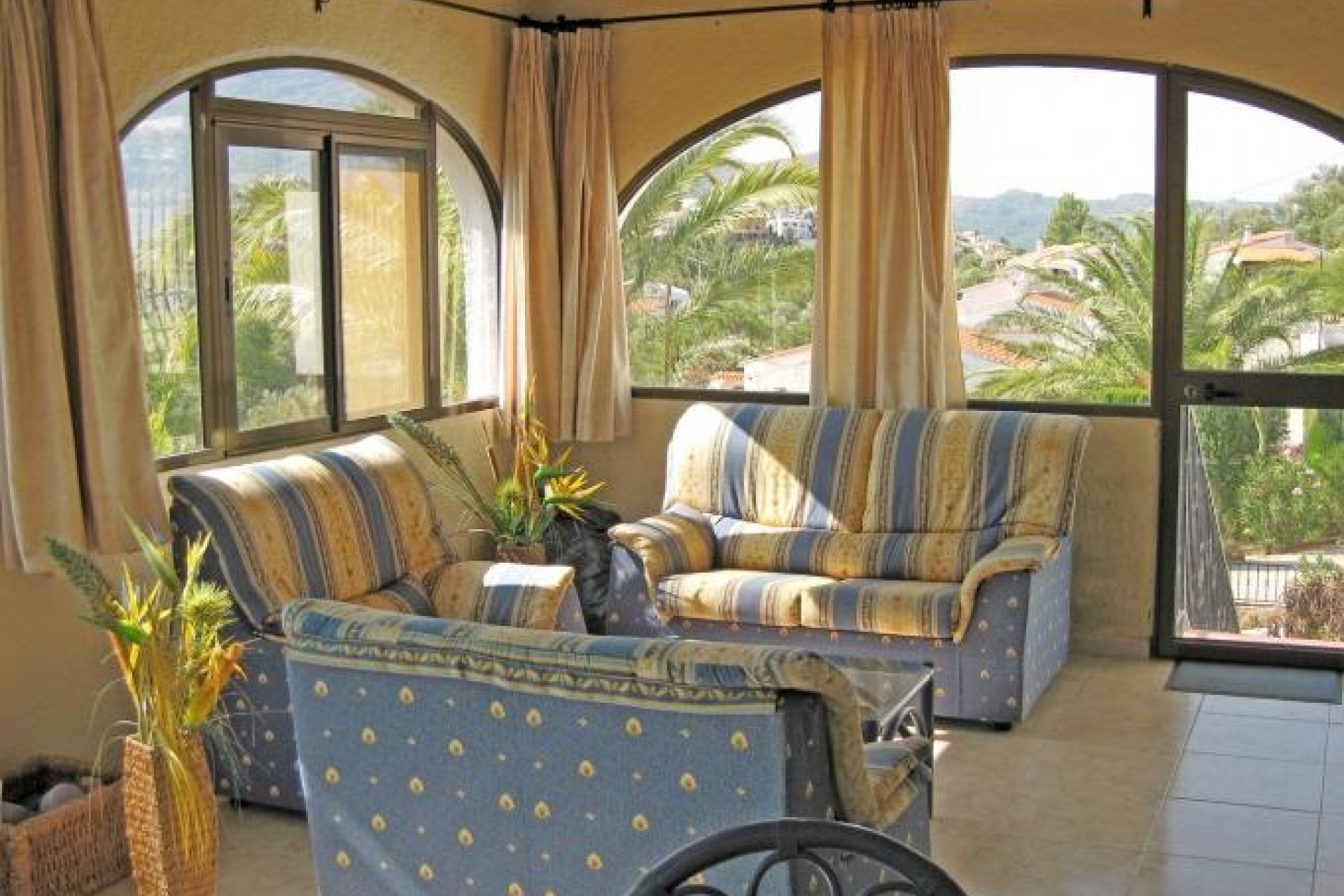 Sale - Villa -
Orba