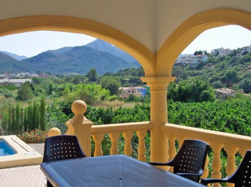 Sale - Villa -
Orba