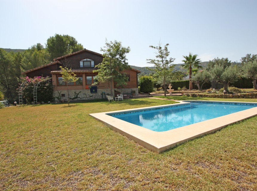 Sale - Villa -
Orba