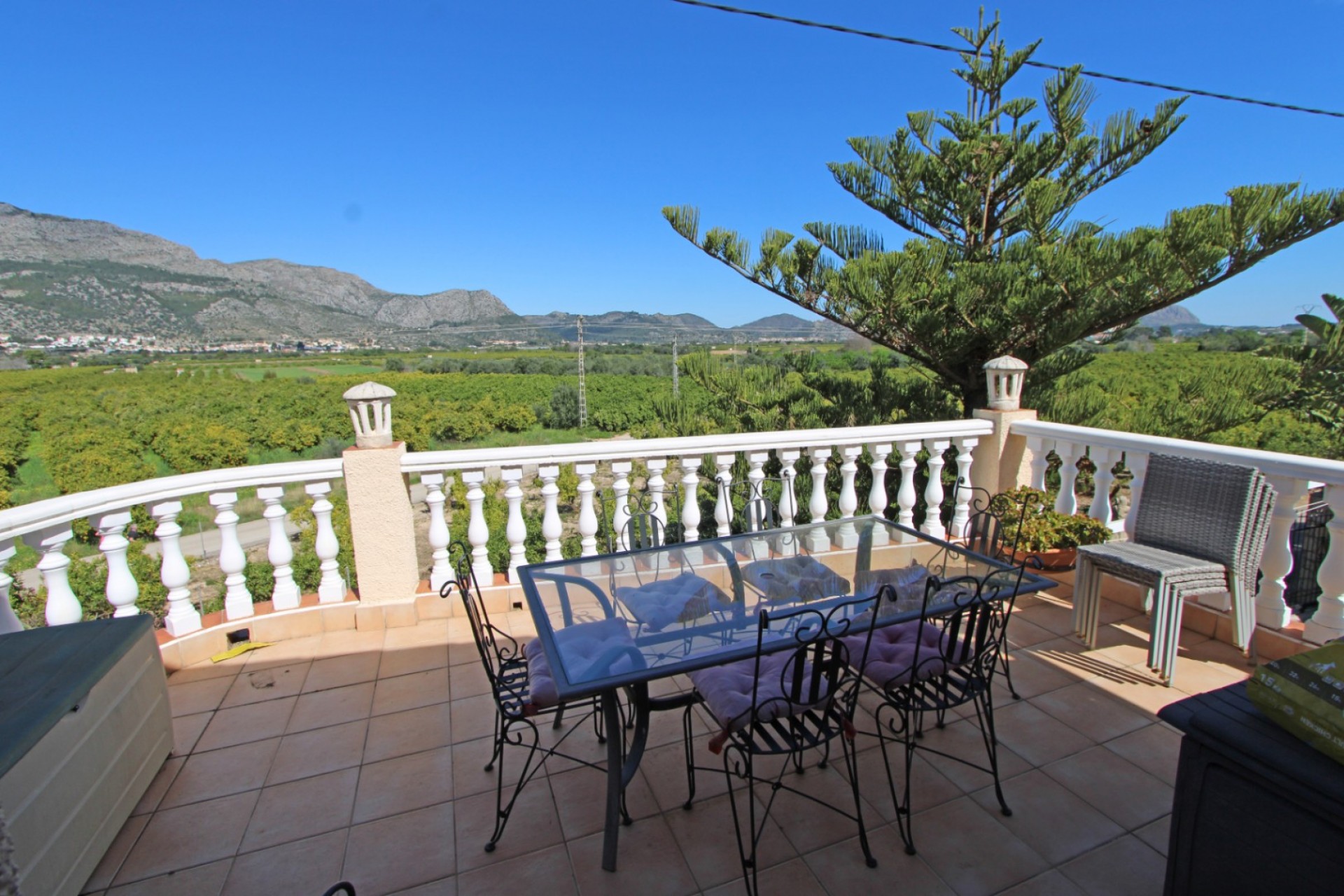 Sale - Villa -
Orba