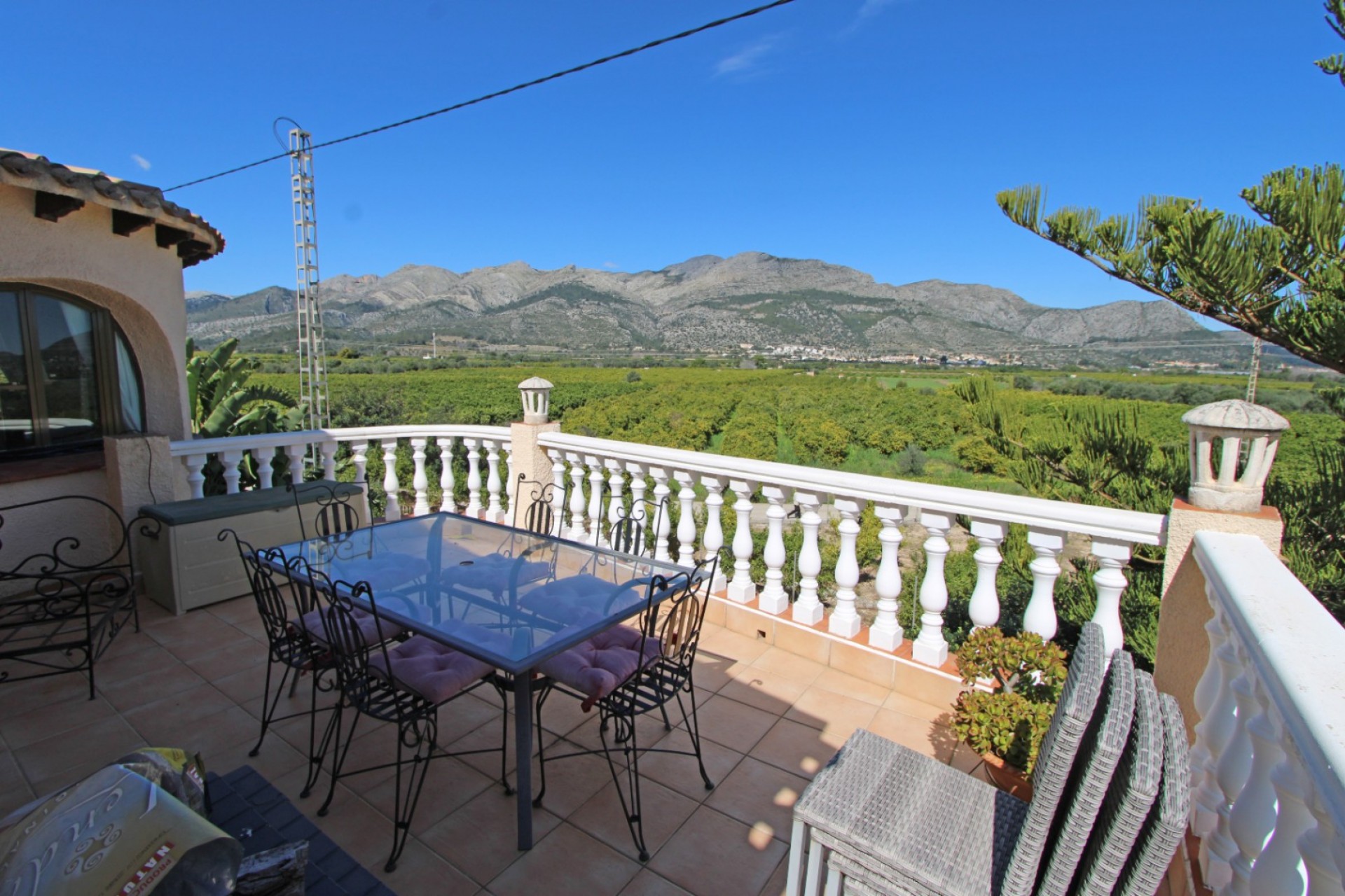 Sale - Villa -
Orba