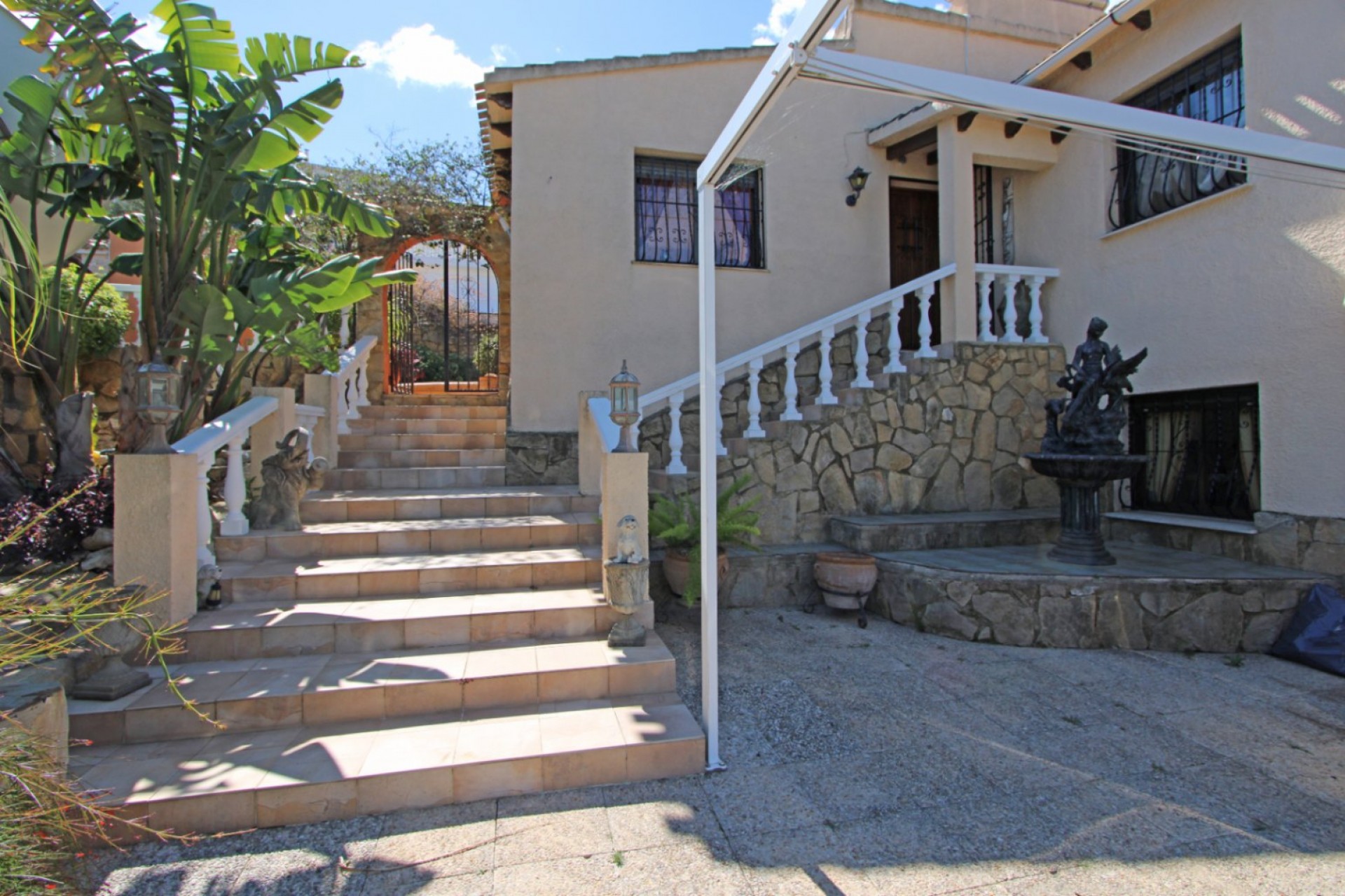 Sale - Villa -
Orba