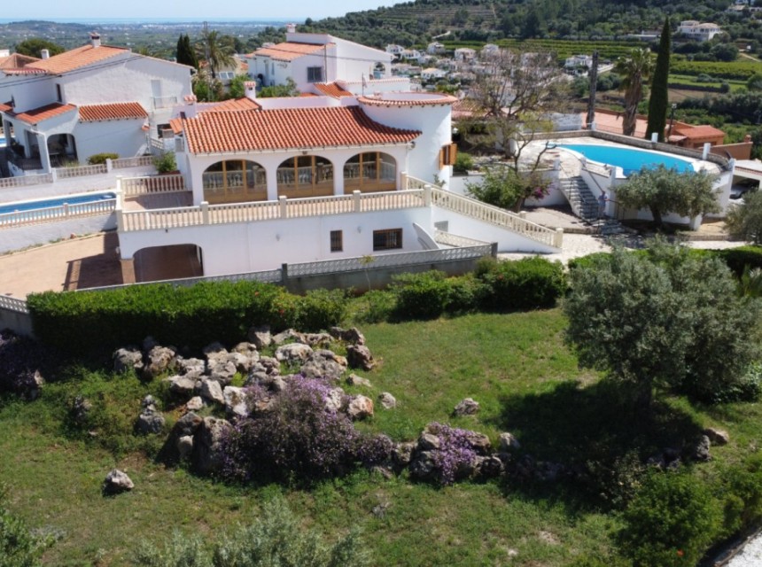 Sale - Villa -
Orba