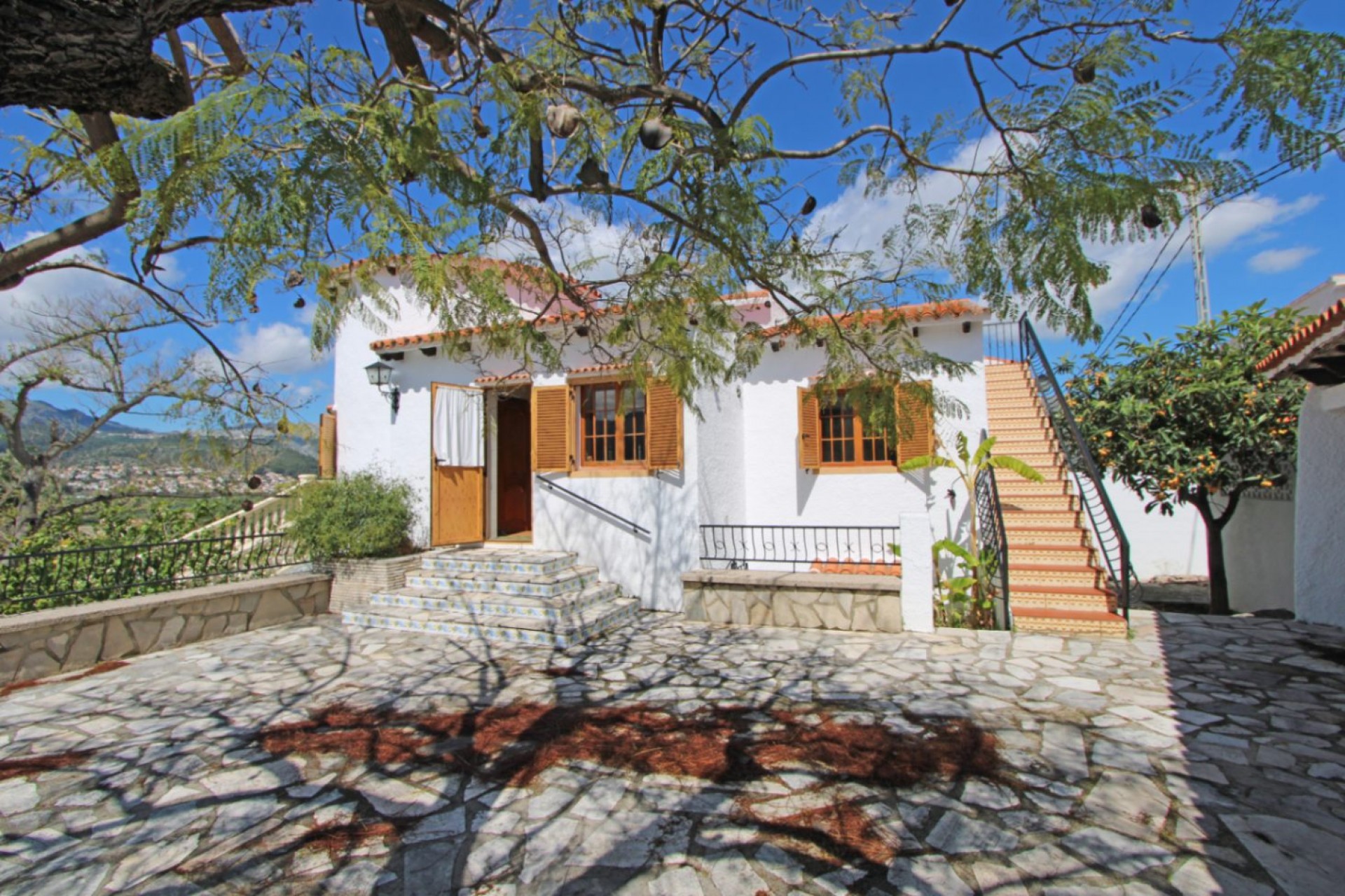 Sale - Villa -
Orba