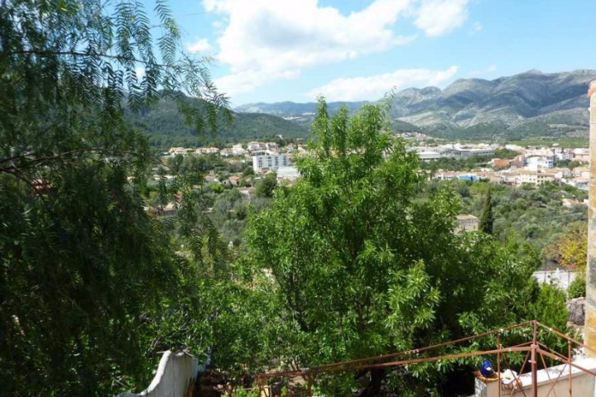 Sale - Villa -
Orba