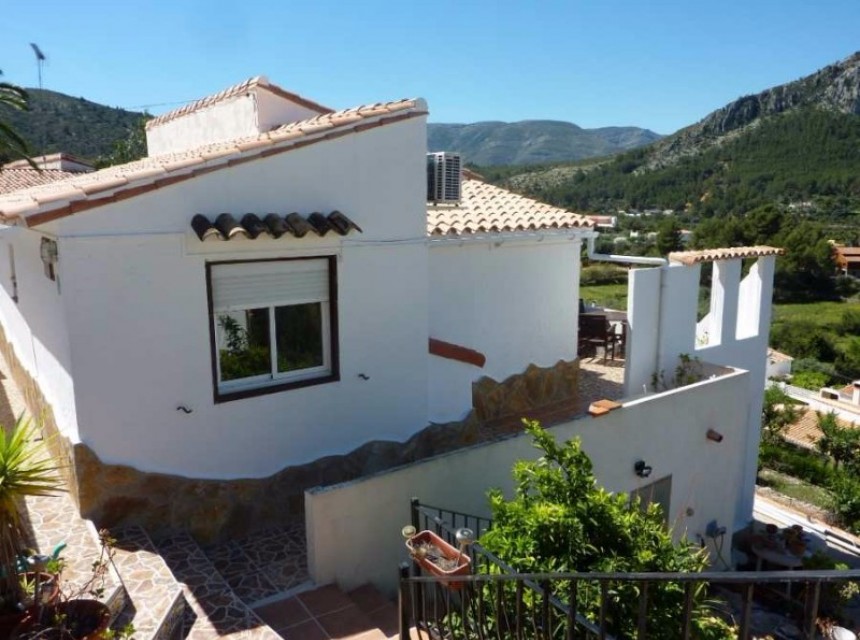 Sale - Villa -
Orba