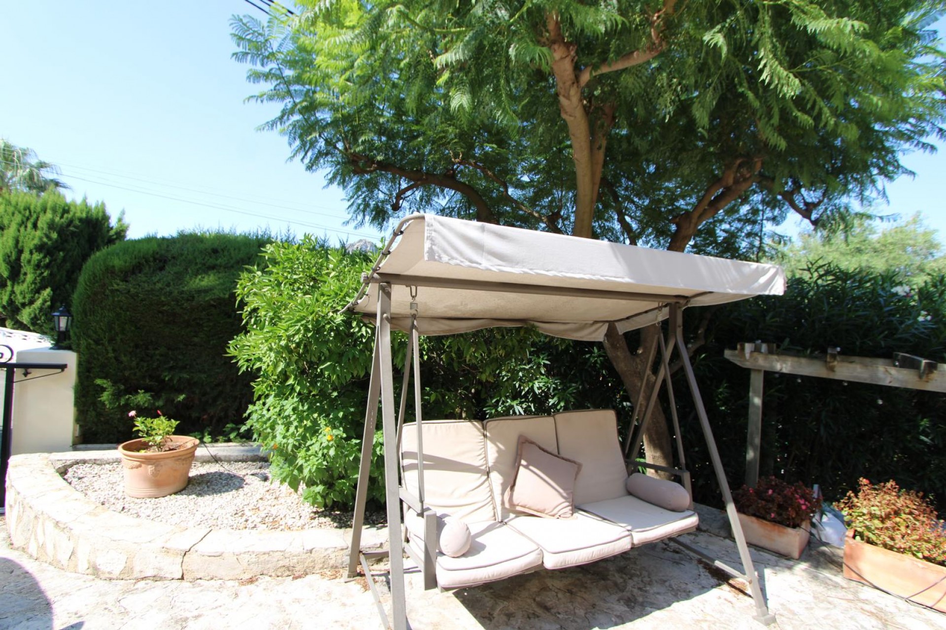 Sale - Villa -
Orba