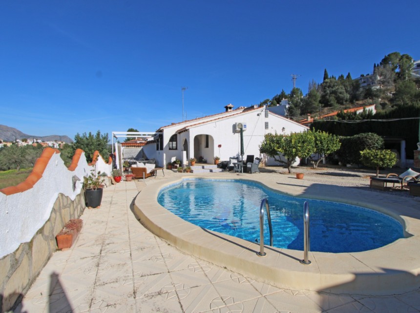 Sale - Villa -
Orba