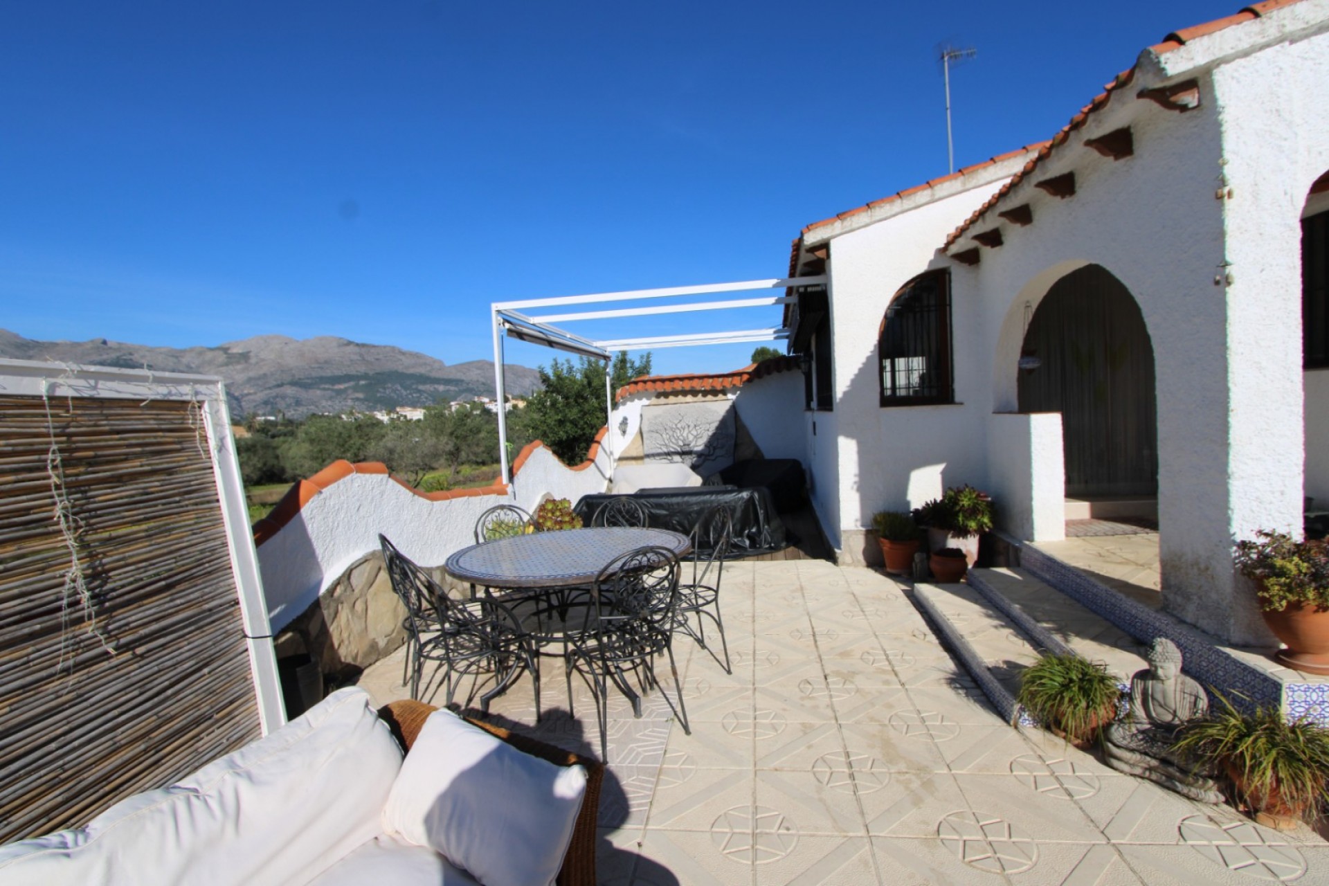 Sale - Villa -
Orba