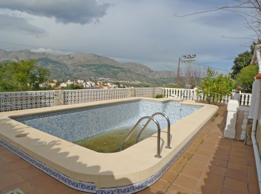 Sale - Villa -
Orba