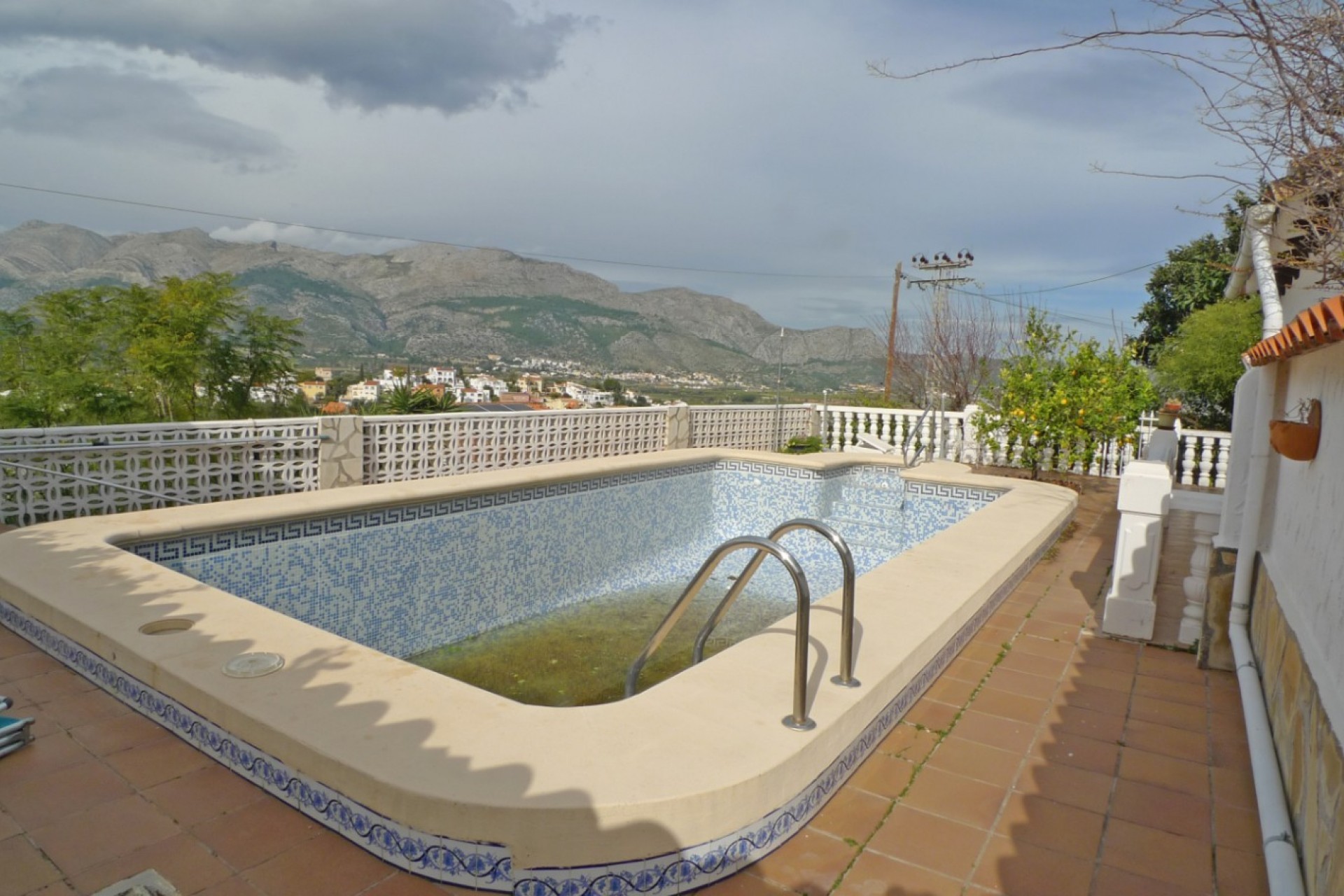 Sale - Villa -
Orba