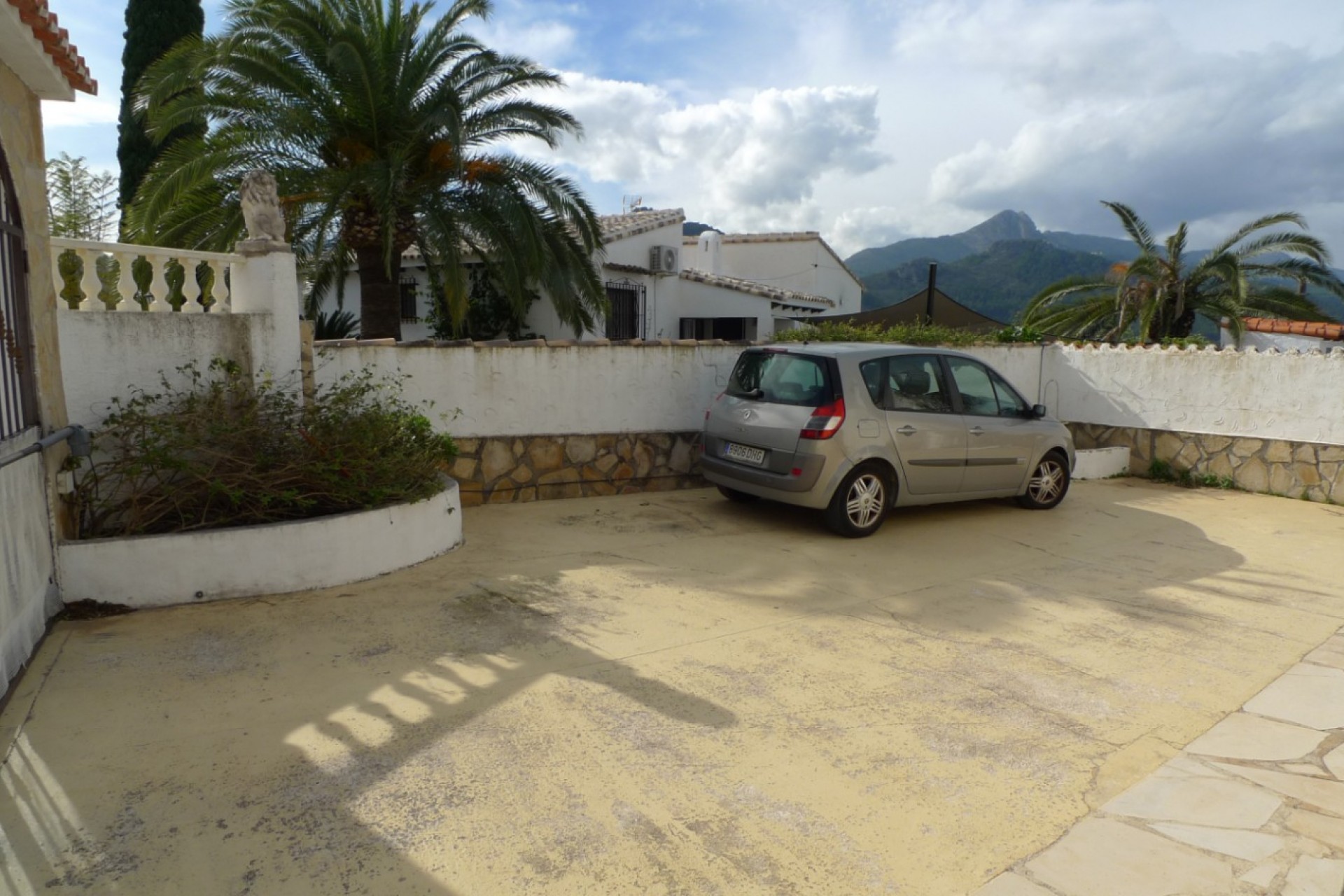 Sale - Villa -
Orba