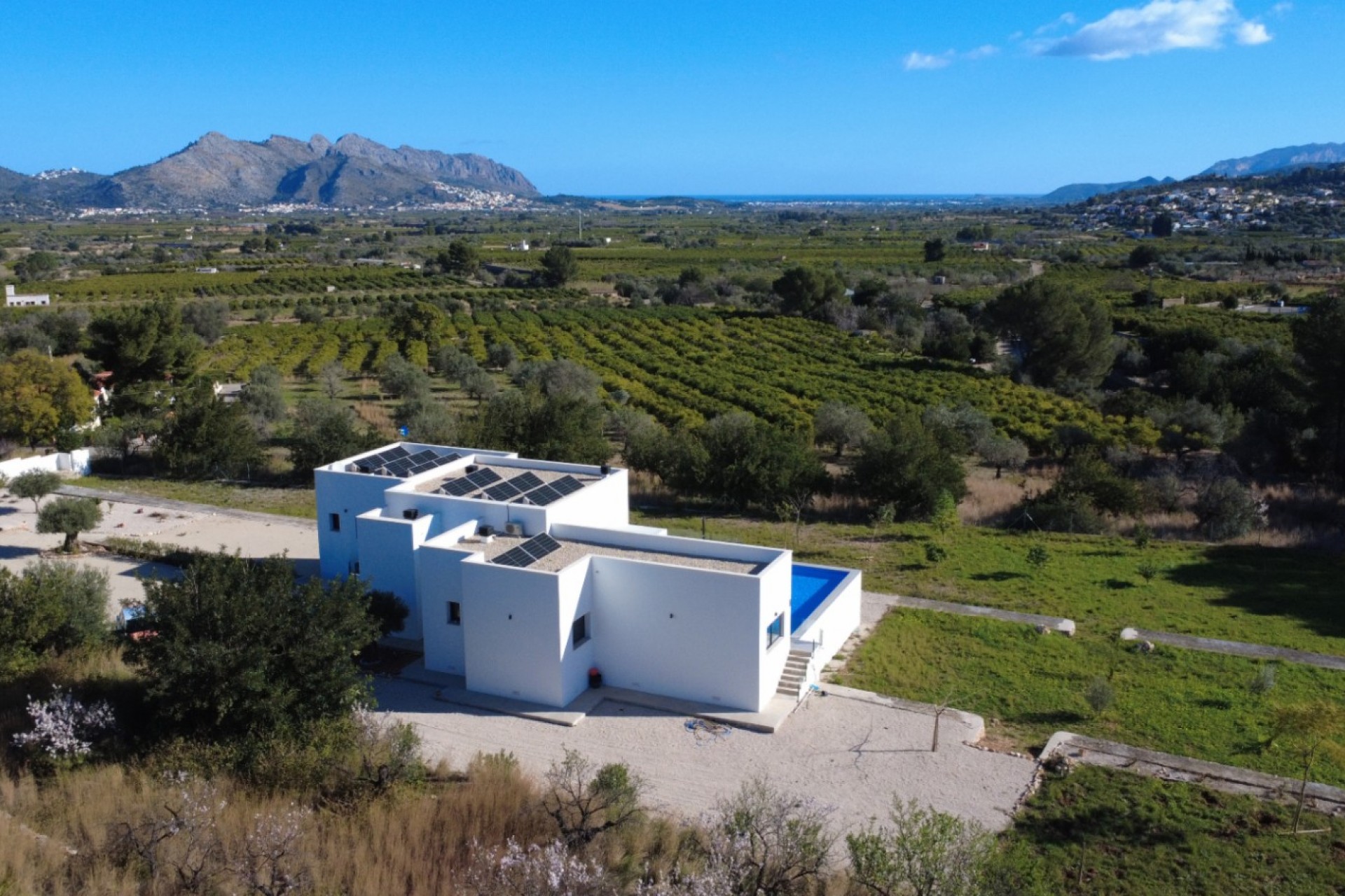 Sale - Villa -
Orba