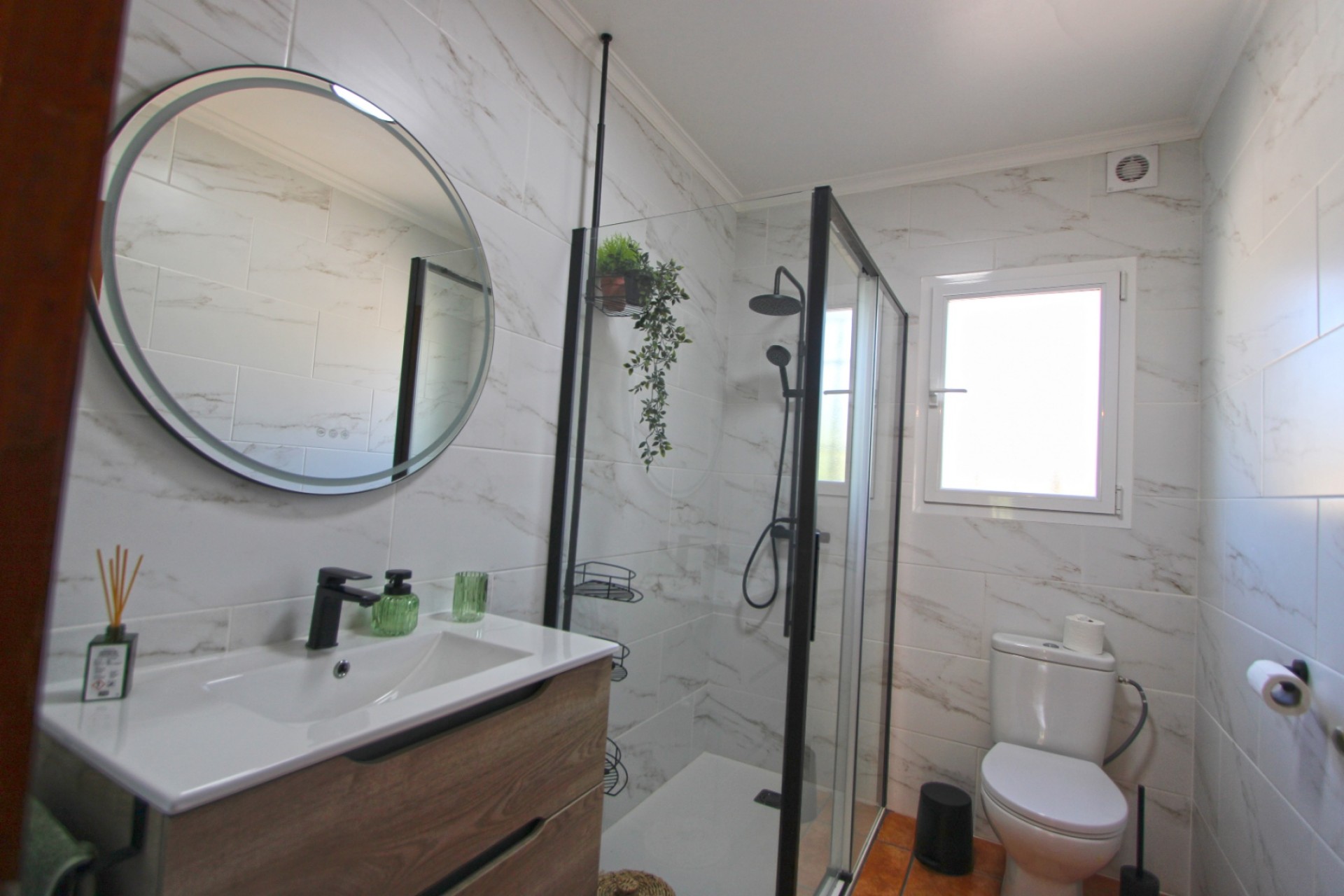 Sale - Villa -
Orba