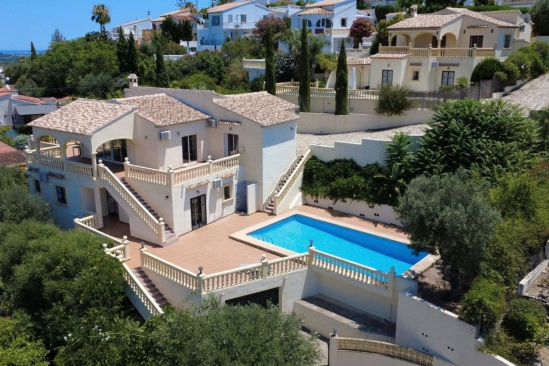 Sale - Villa -
Orba