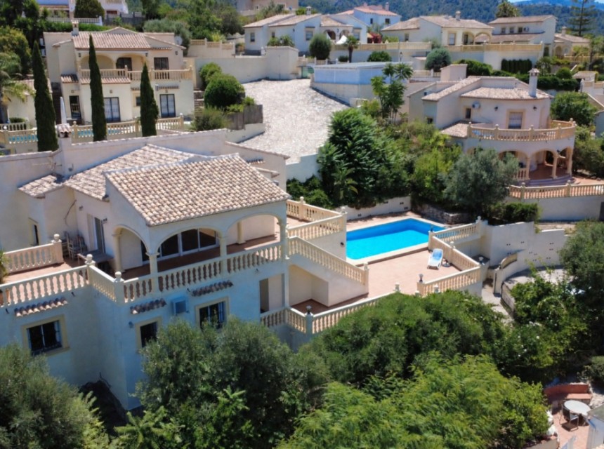 Sale - Villa -
Orba