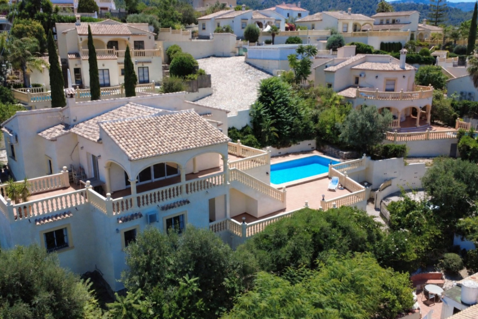 Sale - Villa -
Orba