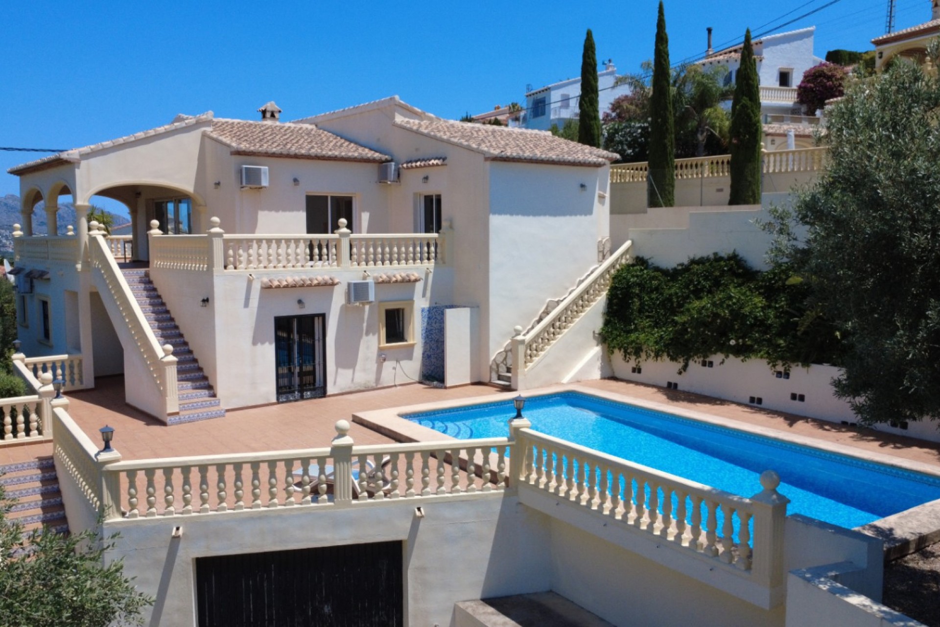 Sale - Villa -
Orba