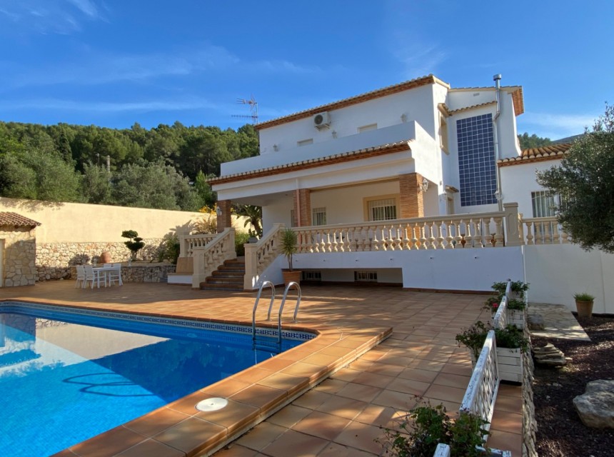 Sale - Villa -
Orba
