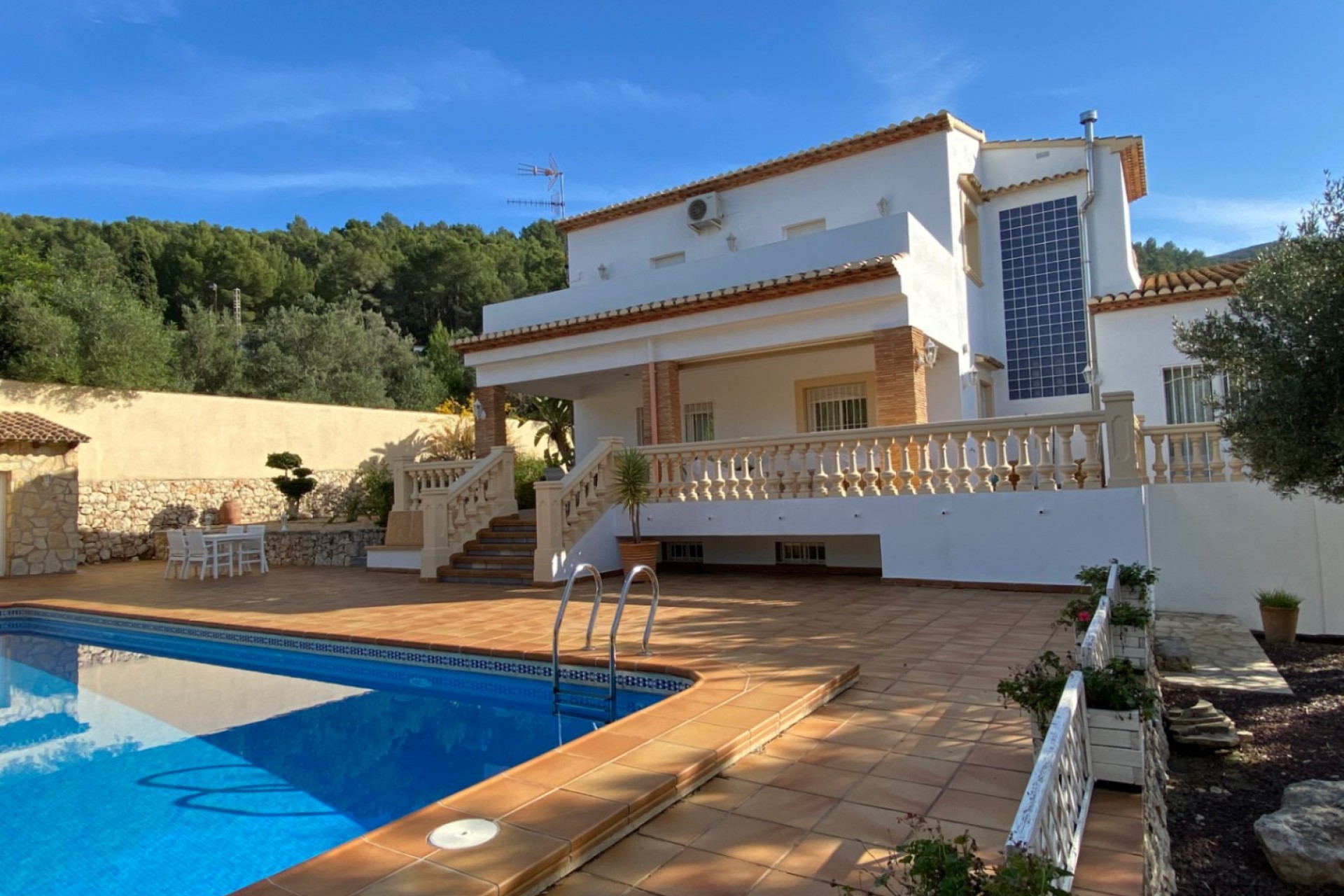 Sale - Villa -
Orba