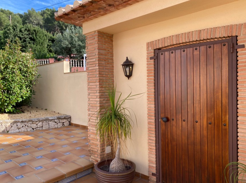 Sale - Villa -
Orba