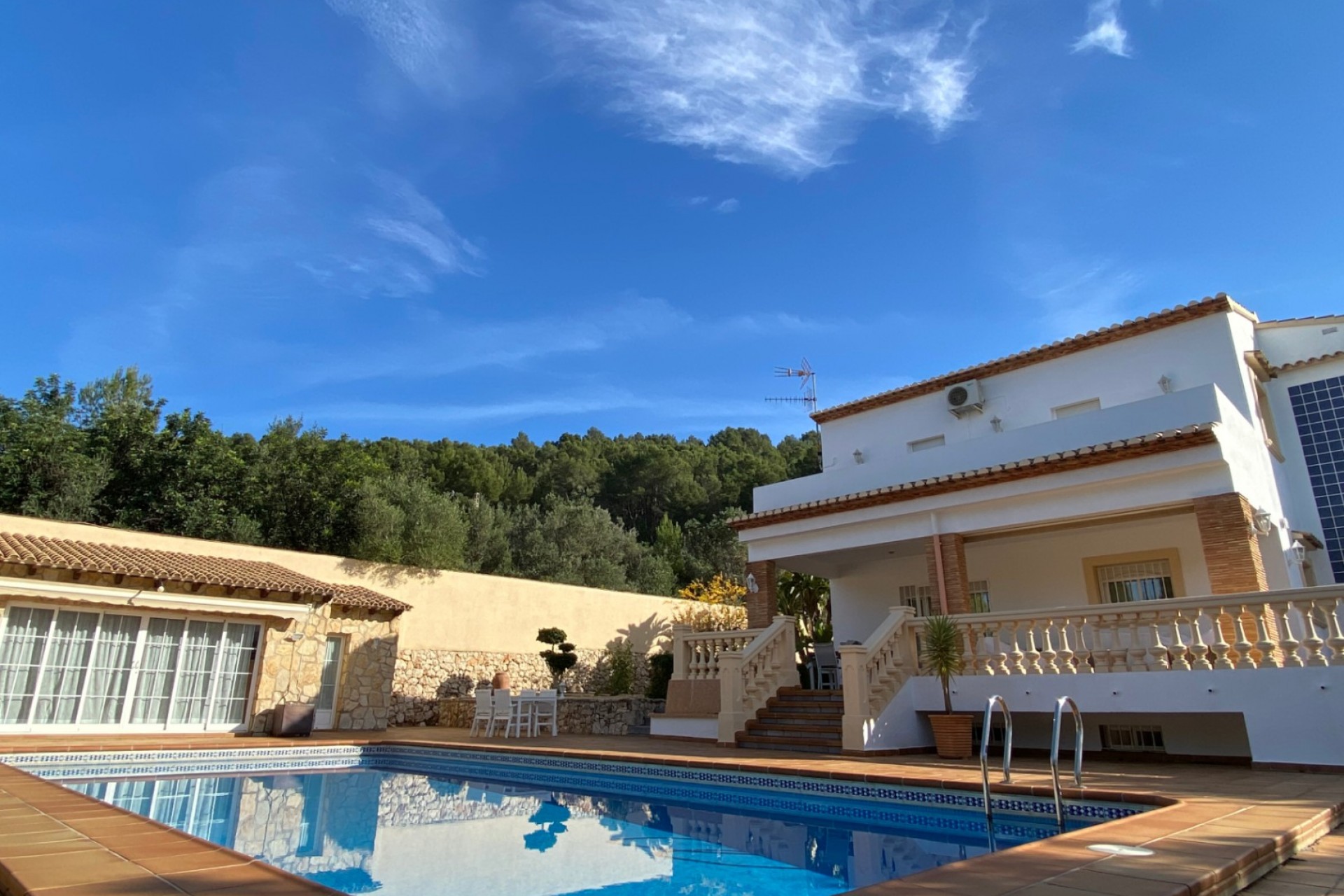 Sale - Villa -
Orba