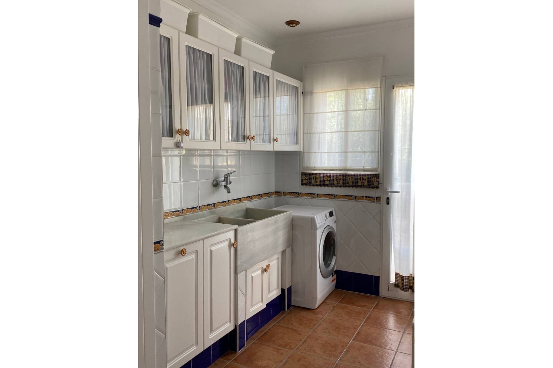 Sale - Villa -
Orba