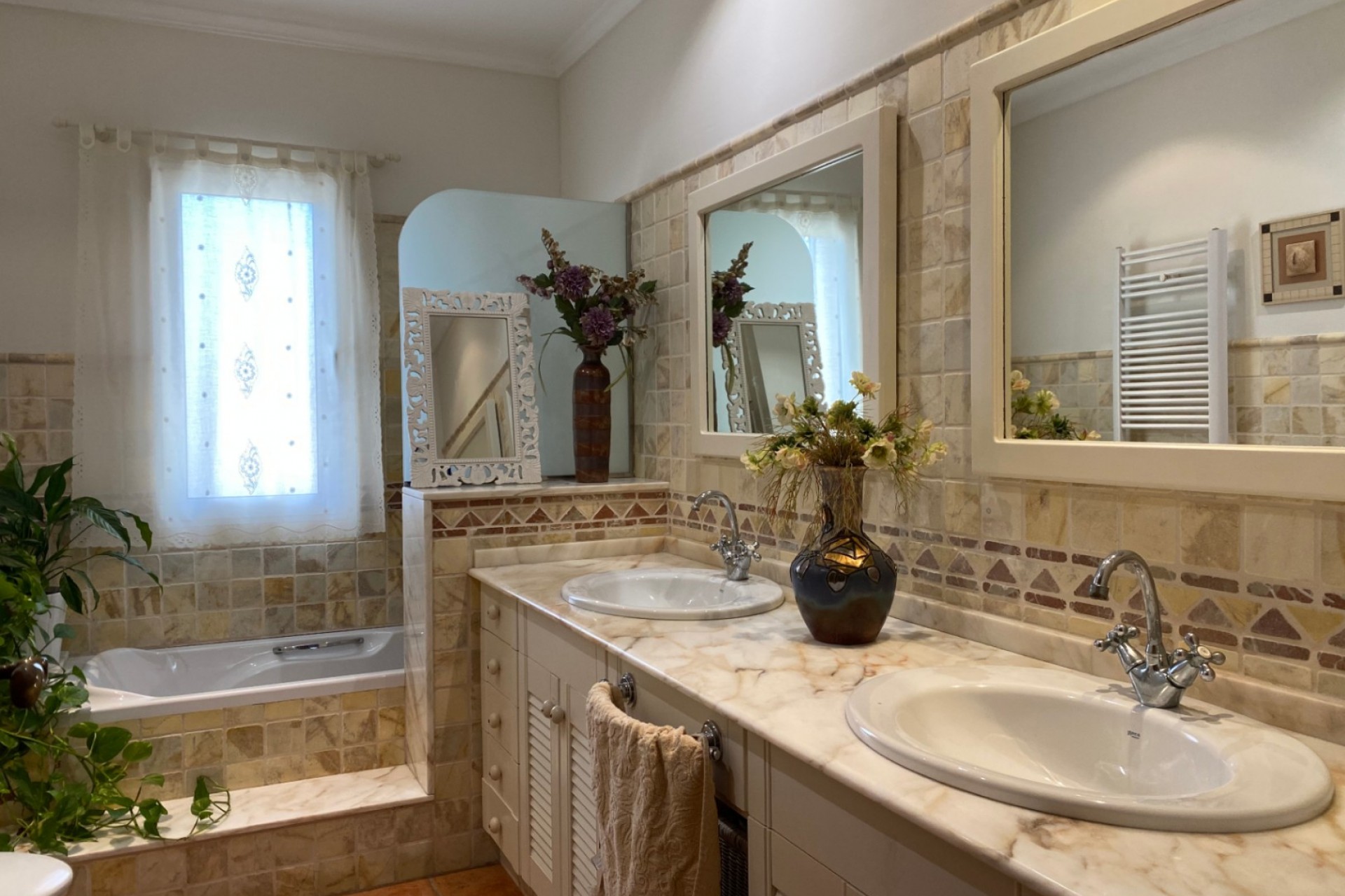 Sale - Villa -
Orba