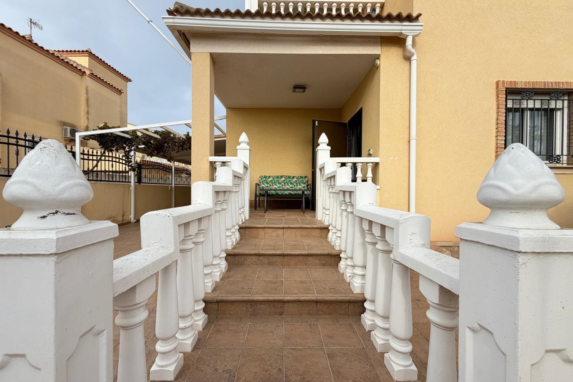 Sale - Villa -
Orihuela Costa - Lomas de Don Juan