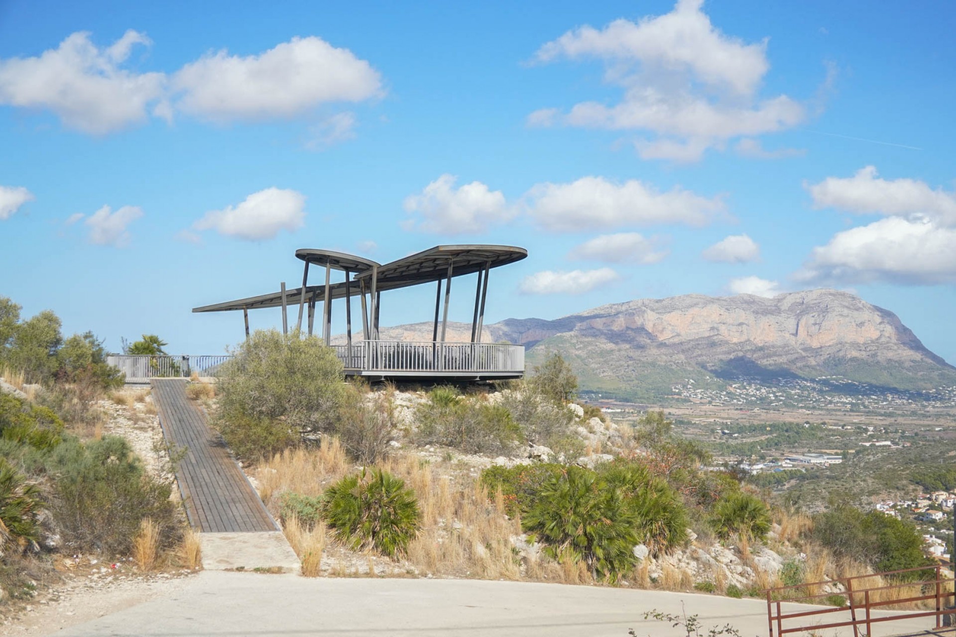 Sale - Villa -
Pedreguer