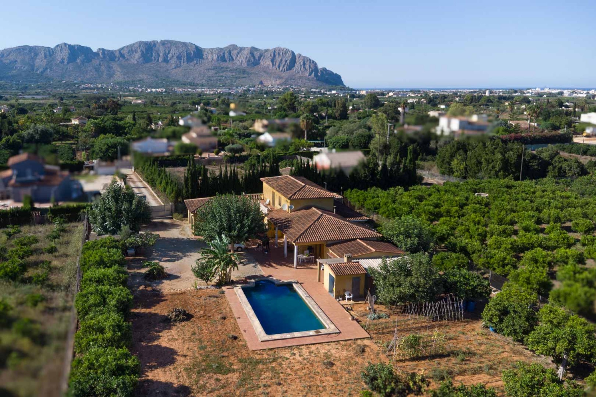 Sale - Villa -
Pedreguer