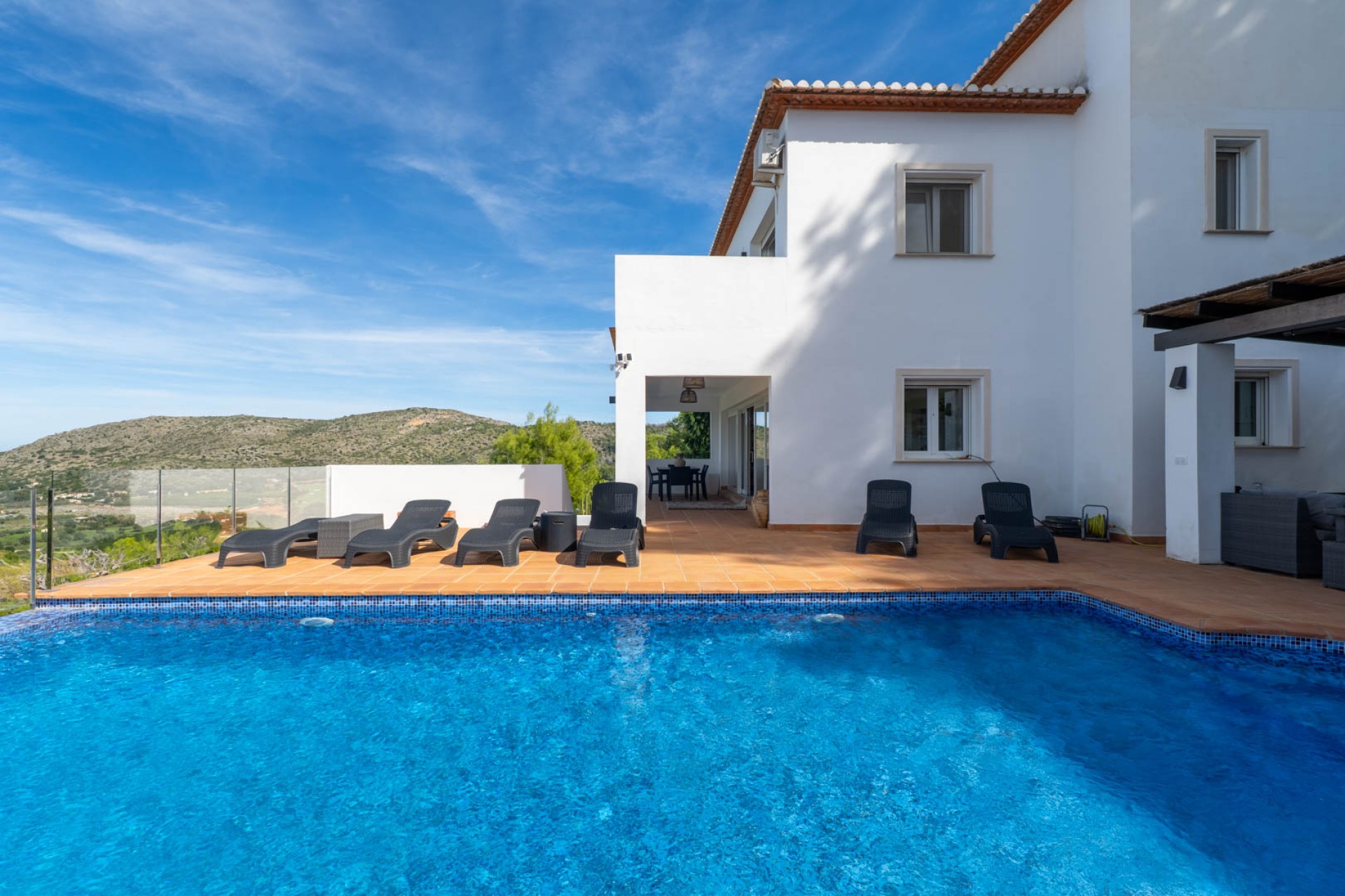 Sale - Villa -
Pedreguer