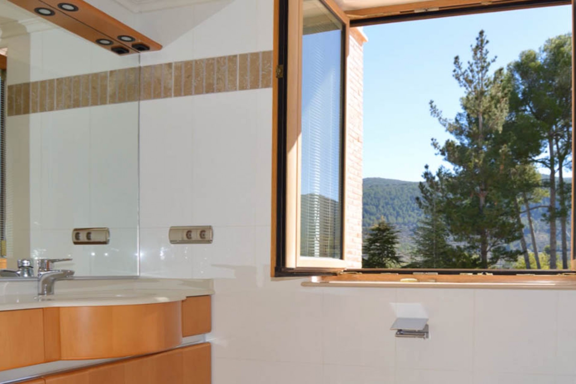 Sale - Villa -
Penaguila