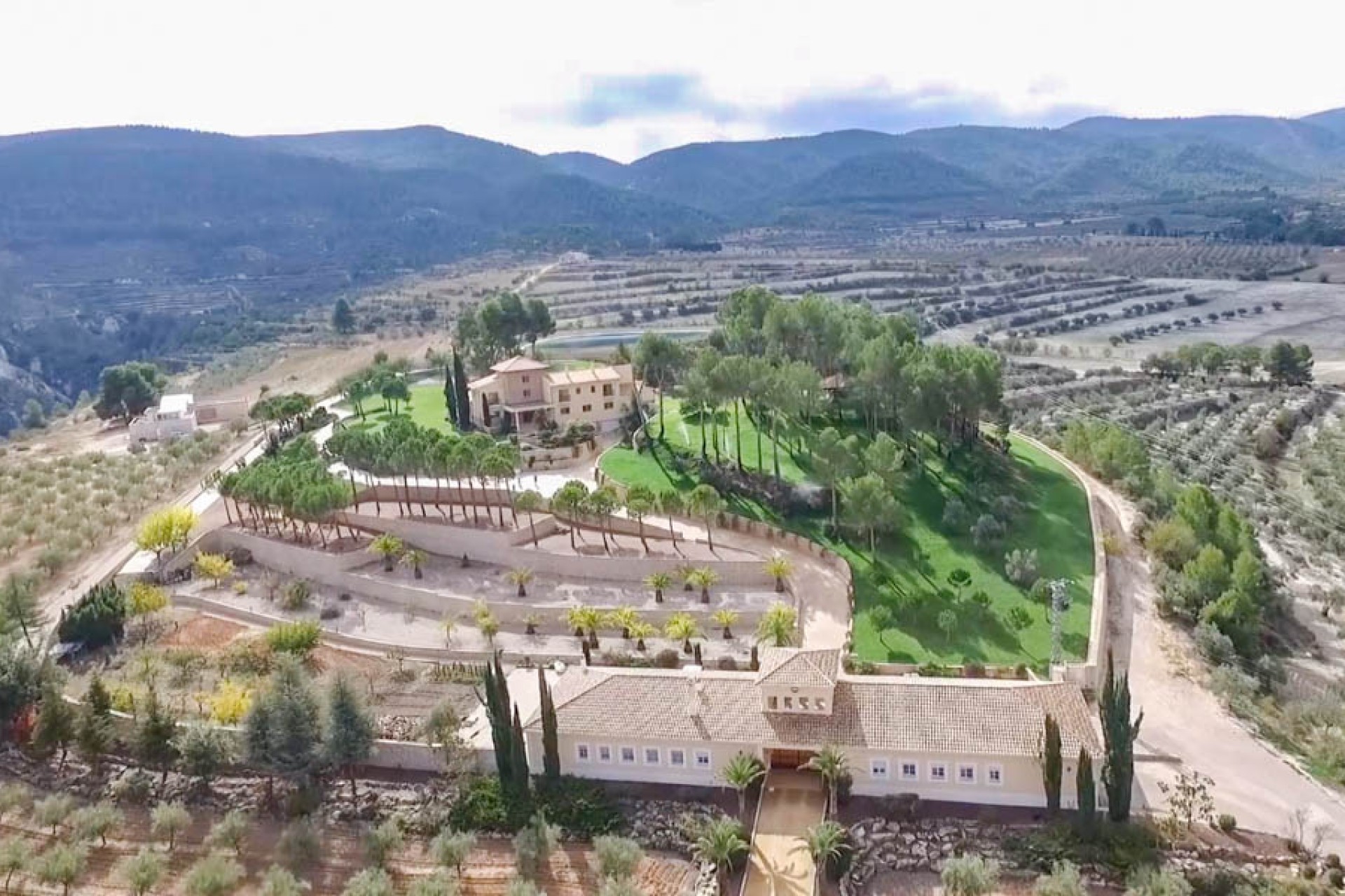 Sale - Villa -
Penaguila