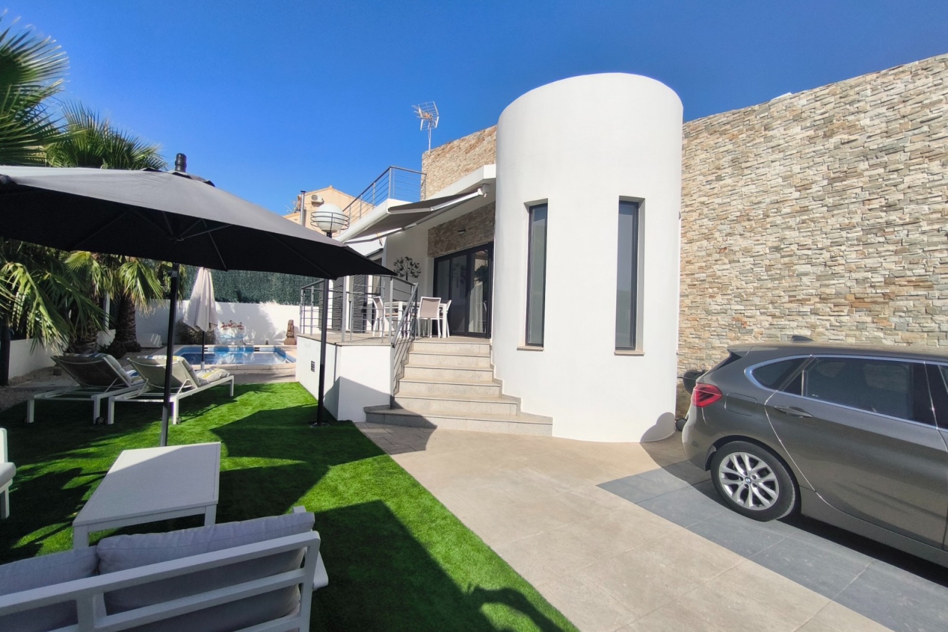 Sale - Villa -
Polop - Alberca
