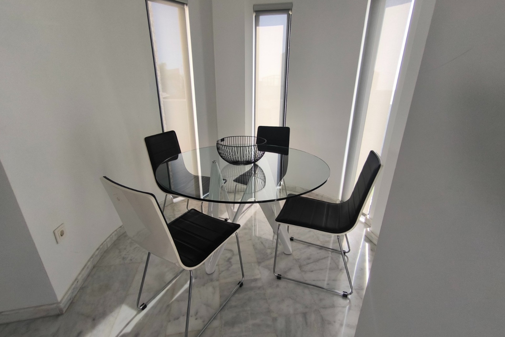 Sale - Villa -
Polop - Alberca