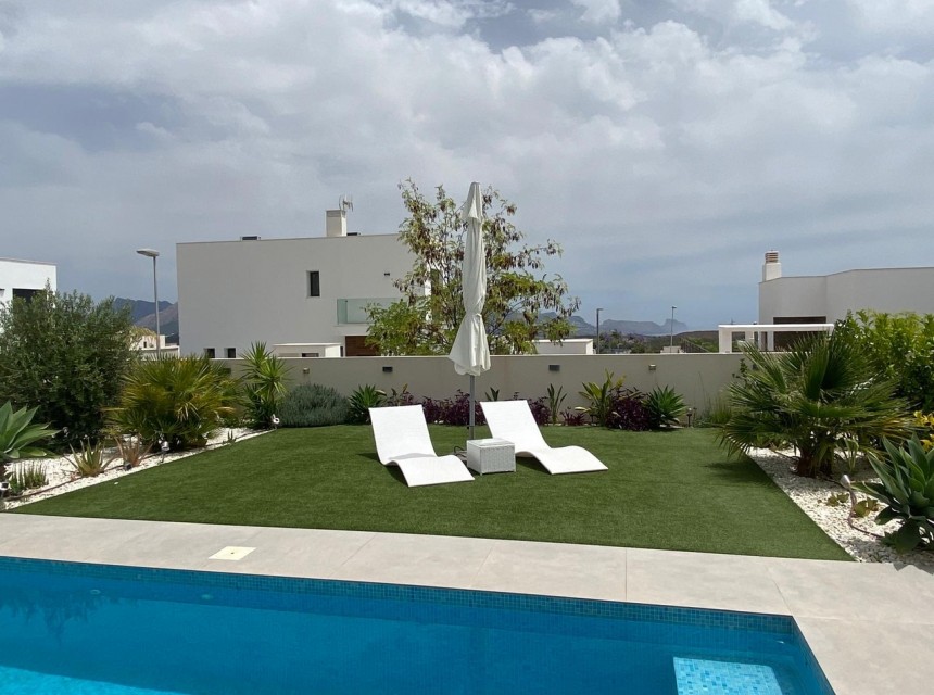 Sale - Villa -
Polop