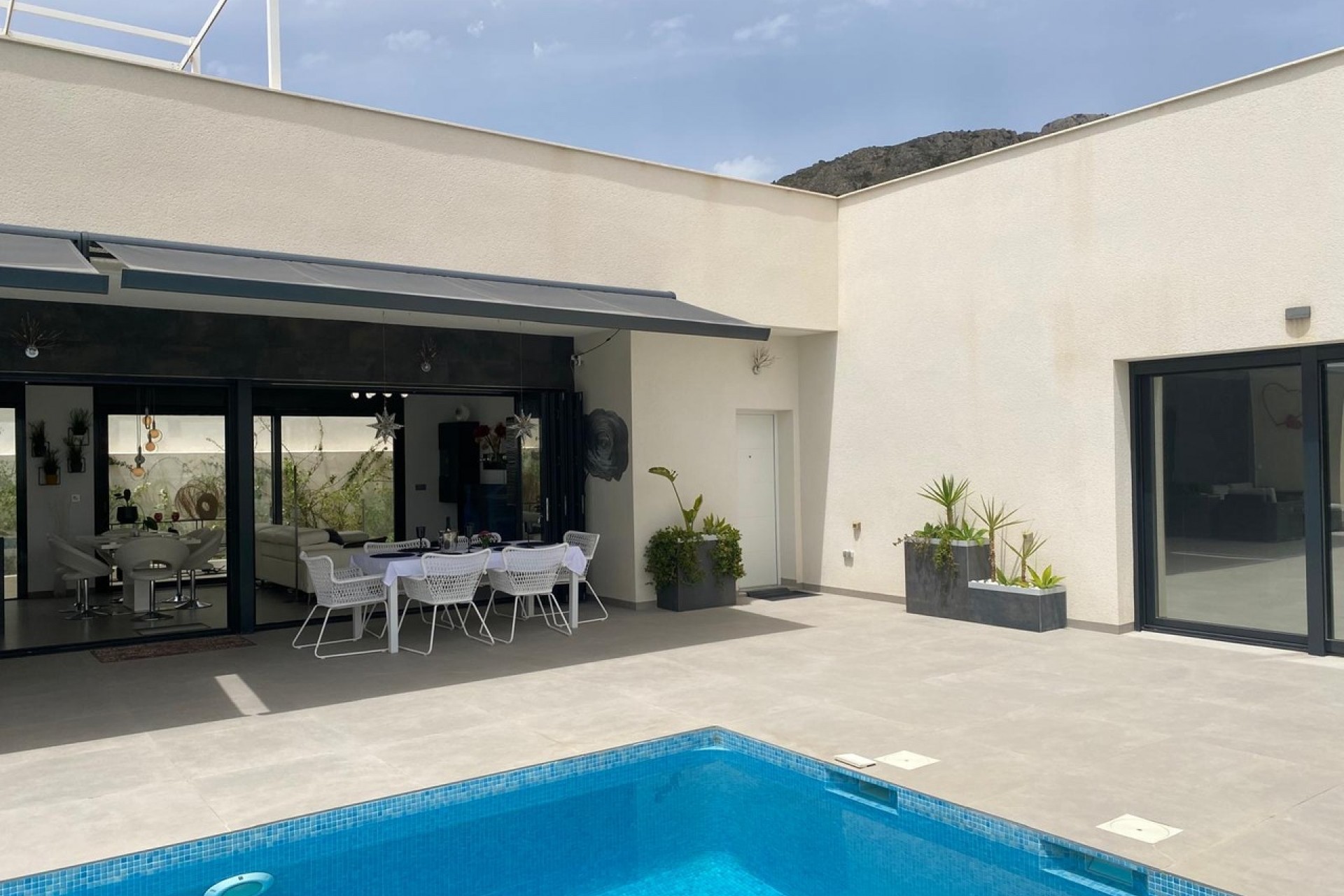 Sale - Villa -
Polop